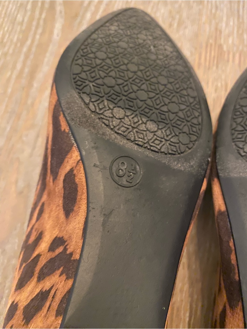MERONA Leopard Print Pointed Toe Flats - Picture 7 of 8